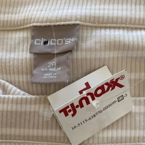 Chico’s women top - Picture 6 of 8